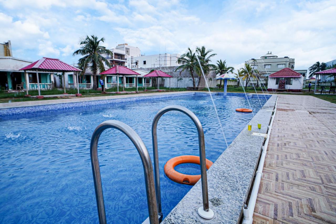 Silver Sand Eco Resort !! Beachfront !! With Biggest Pool And Huge Open Area !! Ideal For Weddings !! Couple Friendly !! Мандармони Екстериор снимка