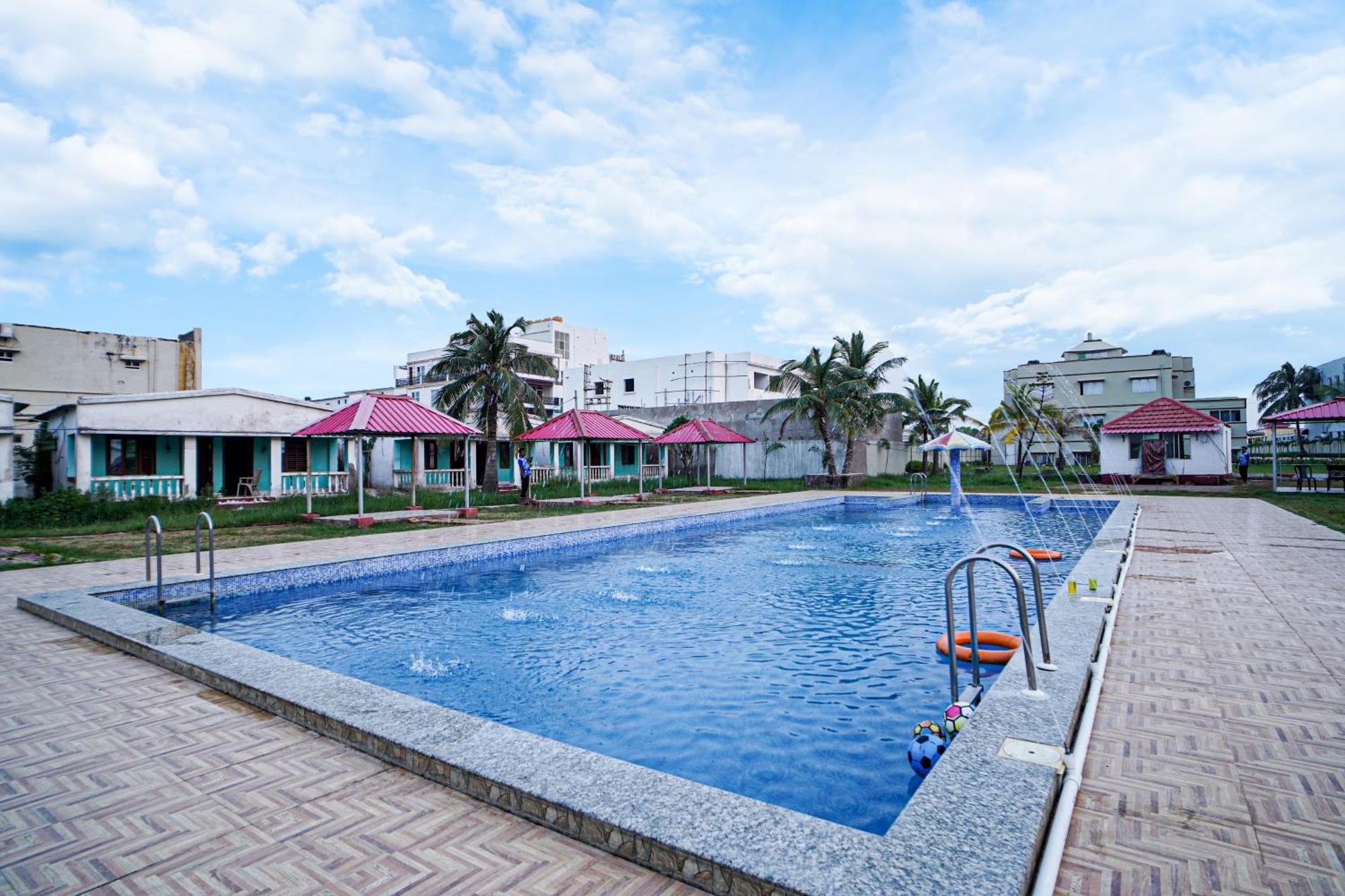Silver Sand Eco Resort !! Beachfront !! With Biggest Pool And Huge Open Area !! Ideal For Weddings !! Couple Friendly !! Мандармони Екстериор снимка