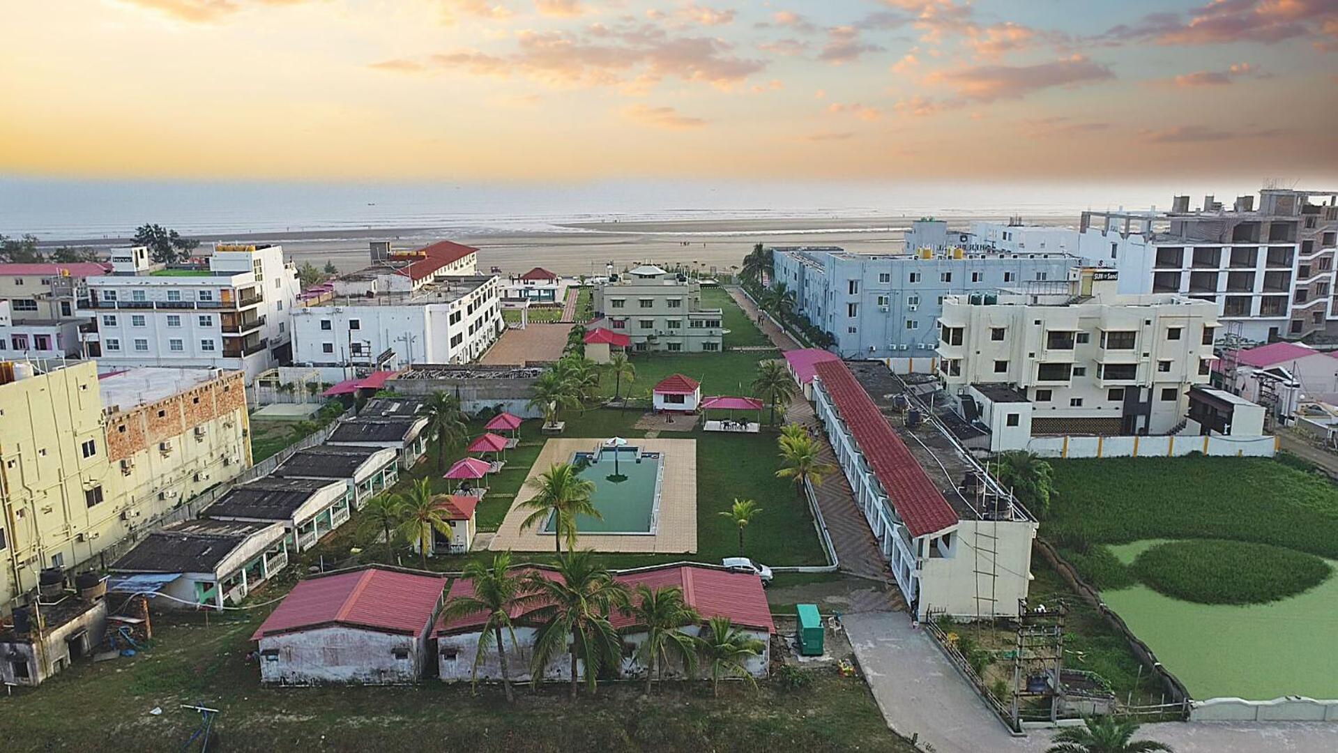 Silver Sand Eco Resort !! Beachfront !! With Biggest Pool And Huge Open Area !! Ideal For Weddings !! Couple Friendly !! Мандармони Екстериор снимка